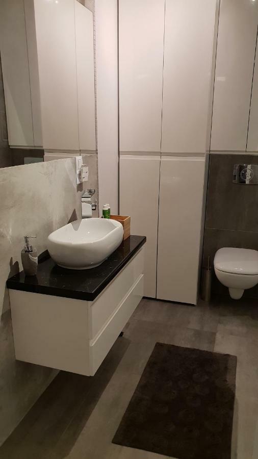 Apartament Nad Odra Z Tarasem Wrocław Exteriör bild